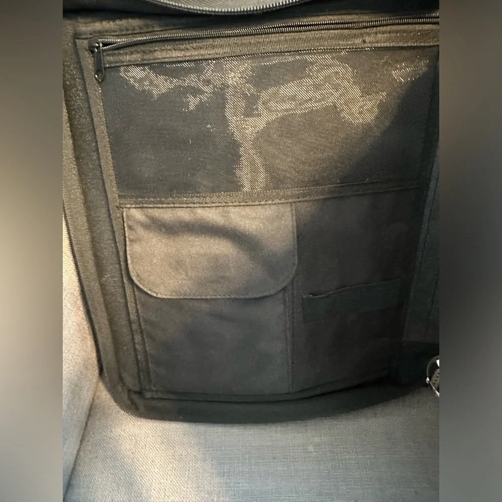 Mead Five Star Big Zipper black three ring Binder Organizer